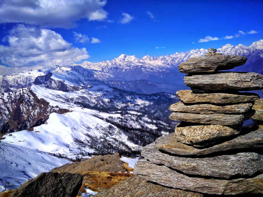 Kedarkantha tour package